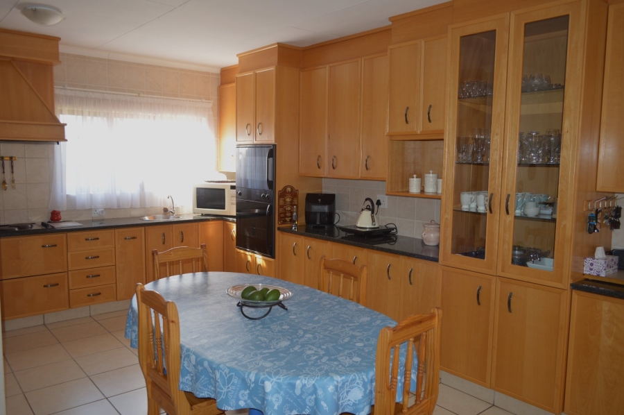 3 Bedroom Property for Sale in Wilkoppies North West